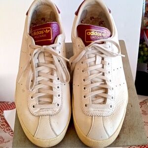 Rare clean classic Adidas Maconbe men's sneakers